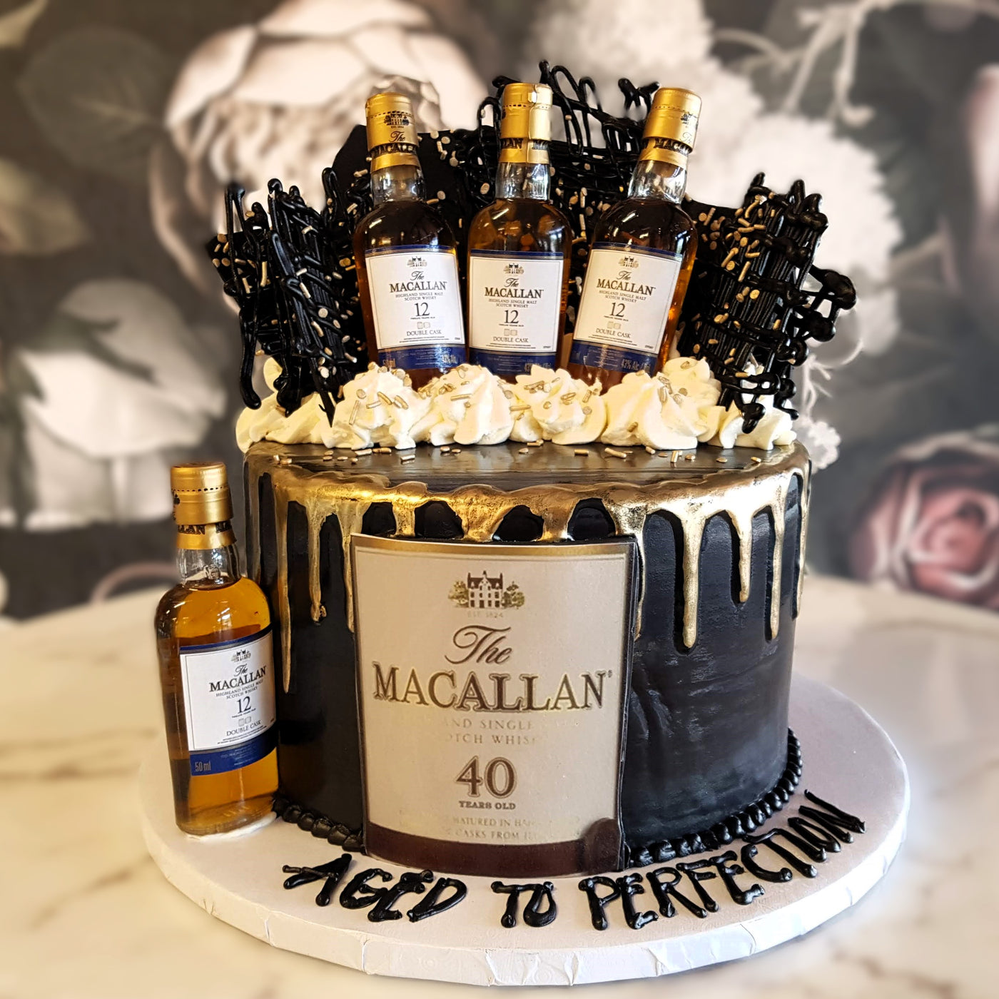 Whiskey cake, cake for men, mens birthday, cool cakes vegas, black and gold, cake delivery vegas