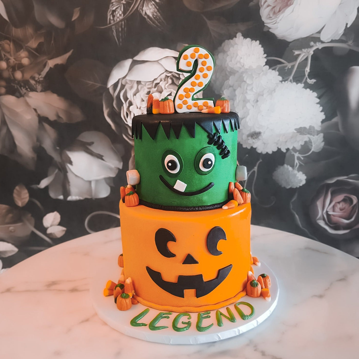 BABY GIRL DRIP CAKE | Halloween Frenzy